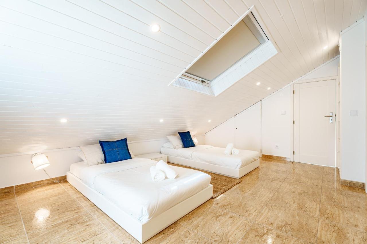Charming Nazare Apartment-1 Minute To The Beach Екстер'єр фото