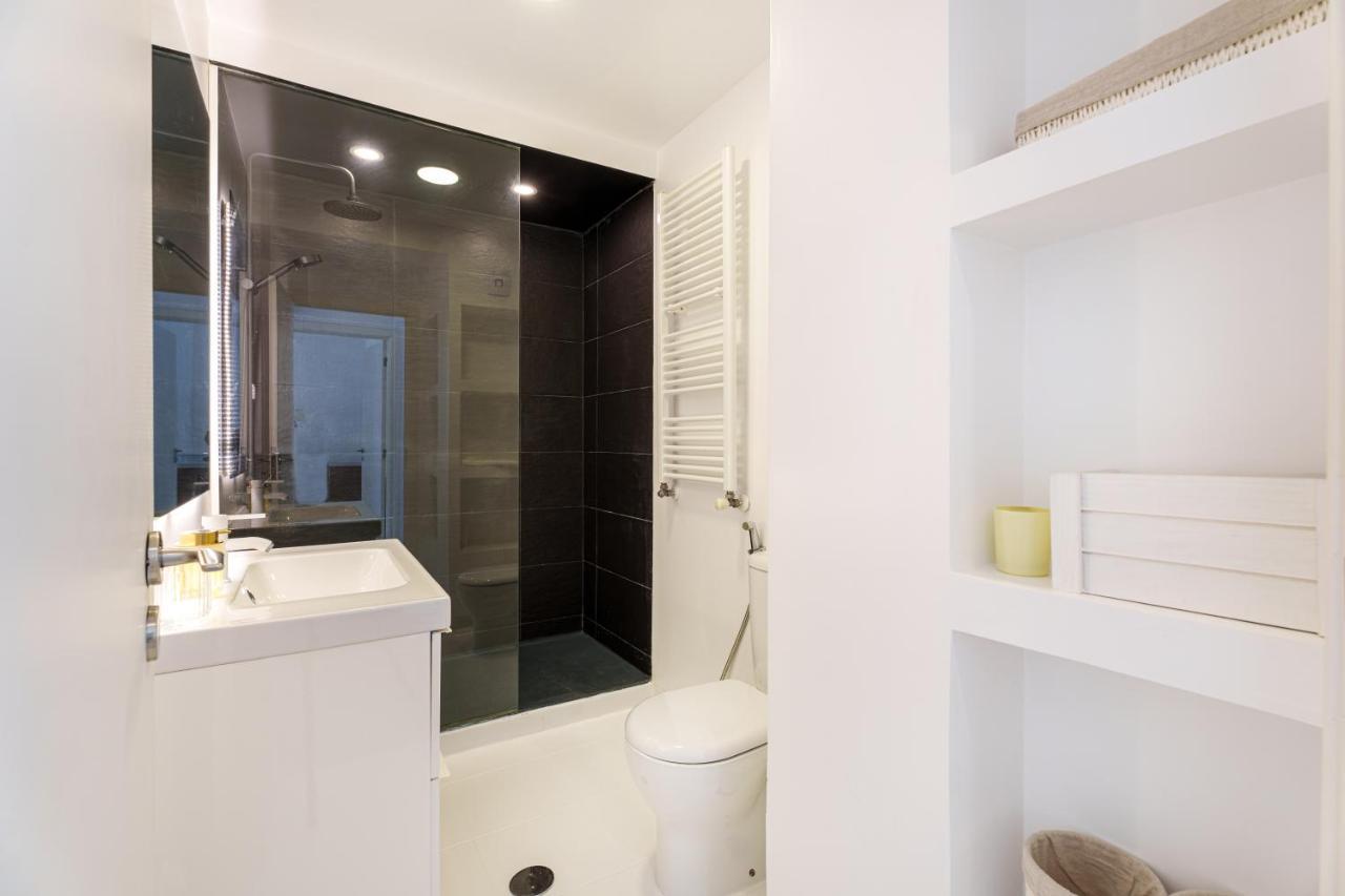 Charming Nazare Apartment-1 Minute To The Beach Екстер'єр фото